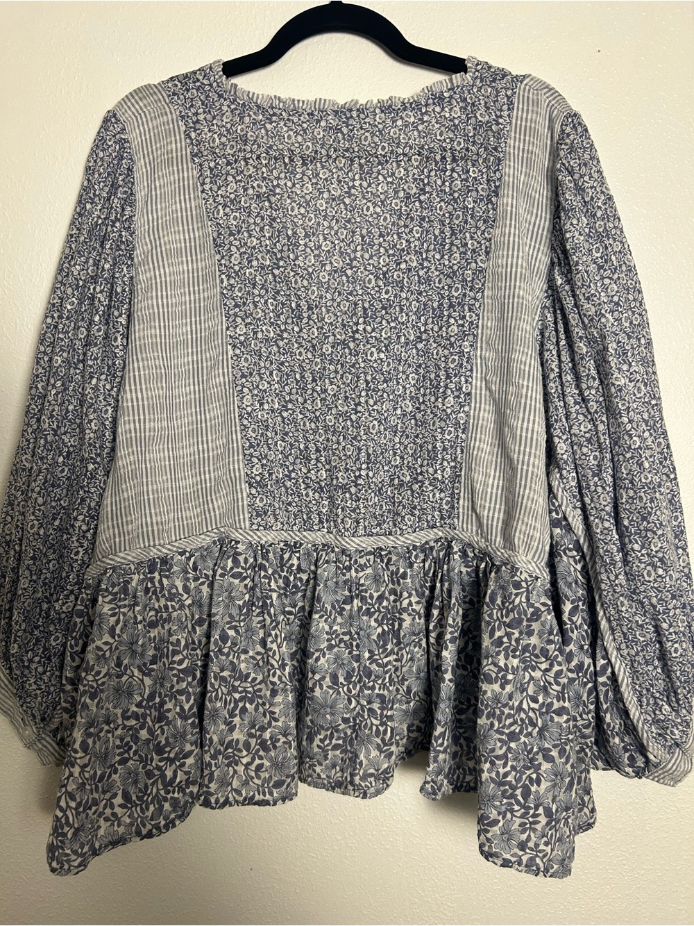 American Eagle Outfitters Blue & White Popover,V-neck Mixed-Print Peasant Blouse - Picture 7 of 8